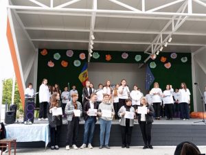 Toți suntem egali în general și diferiți în special