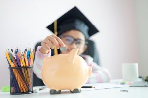 Lansarea Programului de acordare a burselor de merit pentru elevii și studenții de etnie romă din învățământul liceal, profesional tehnic și superior, aprobat prin Hotărârea Guvernului nr. 818/2023