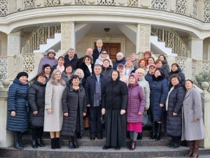 Specificul cunoașterii și învățării prin arte din perspectiva provocărilor sociale