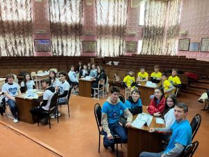 Etapa raională a concursului „Euroquiz 2025” – inteligență, cooperare și spirit european!